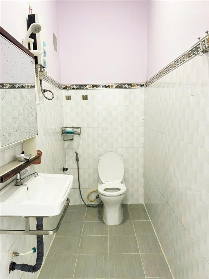Hẻm 109 dương bá trạc quận 8, sát q1 hẻm 6m ô tô tránh, 4 tầng 5pn