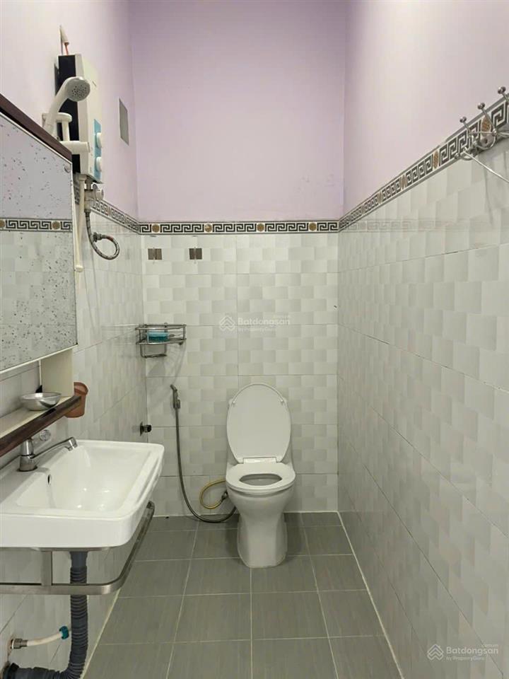 Hẻm 109 dương bá trạc quận 8, sát q1 hẻm 6m ô tô tránh, 4 tầng 5pn