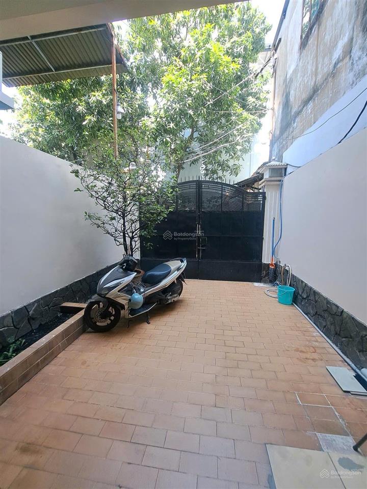 Giảm kịch sàn hẻm 351 lê đại hành, hẻm 8m ô tô tránh, dt 87m2 (4x22)
