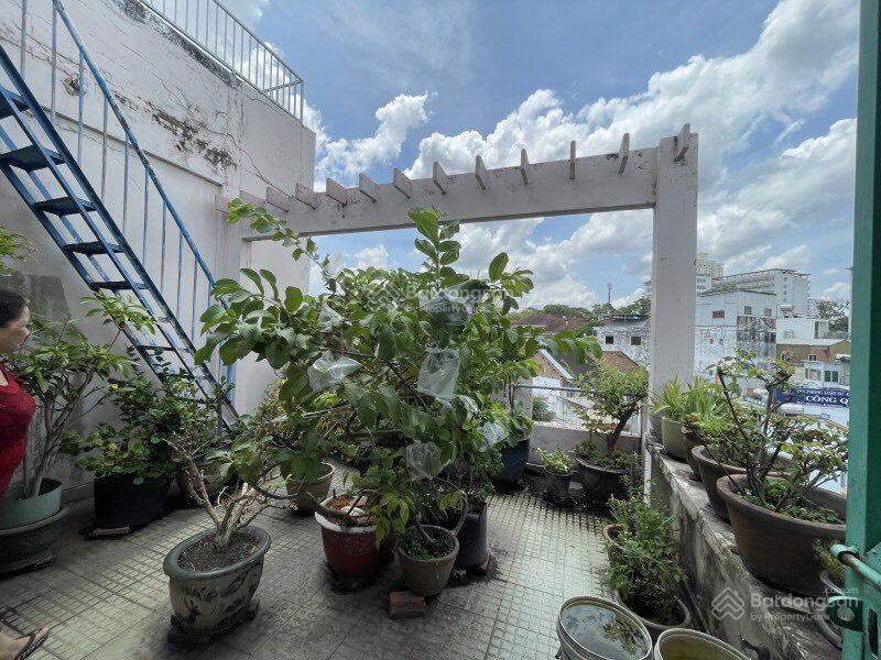 Mặt tiền thuận kiều ngay chợ rẫy, làng nhà thuốc, dt 61m2 ngang 4,5m, 5 tầng