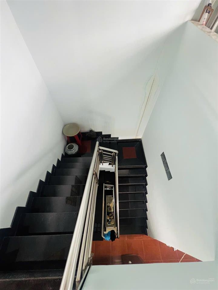 Bán nhà đường 100 bình thới, hẻm 5m ô tô ngủ trong nhà  50m² ngang đẹp 4.1m