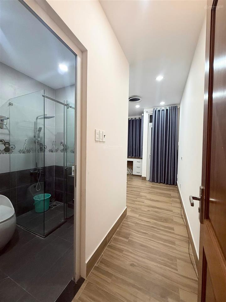 Hạ 1,4 tỷ  dương bá trạc quận 8, cách q1 800m  hẻm 5m dt 46m2 4 tầng