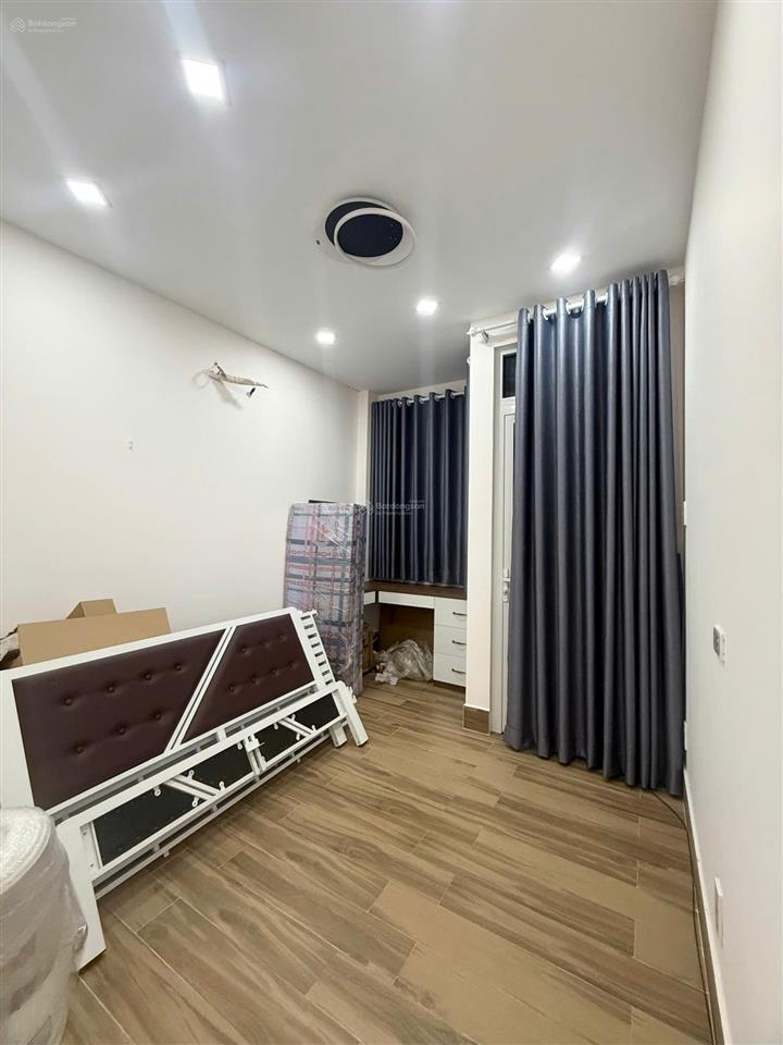 Hạ 1,4 tỷ  dương bá trạc quận 8, cách q1 800m  hẻm 5m dt 46m2 4 tầng