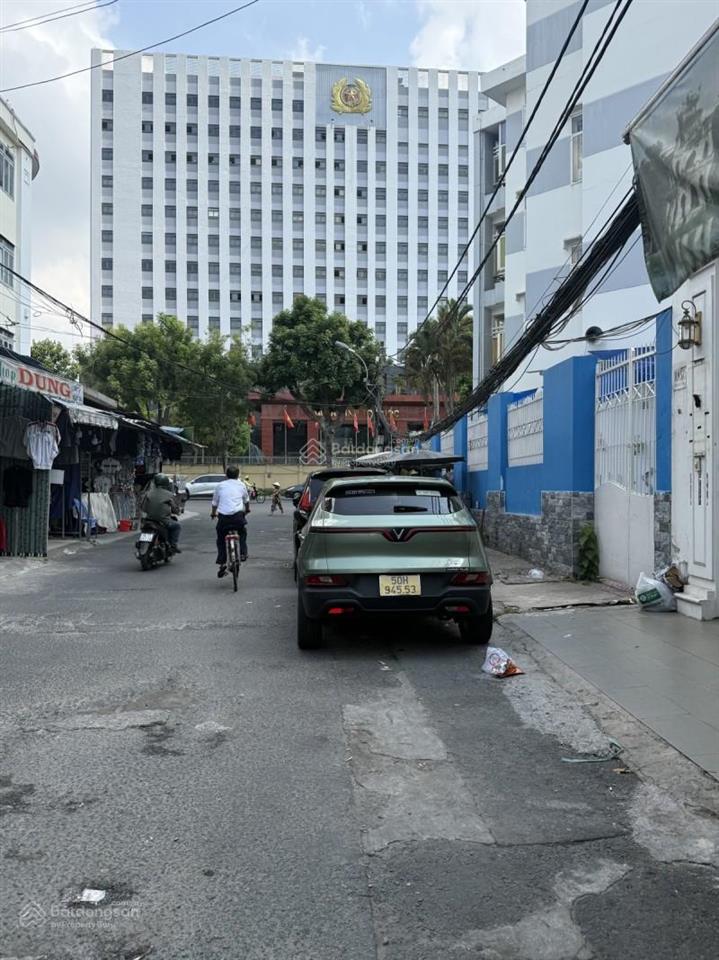 Mặt tiền kinh doanh, trước nhà 10m, dt 185m2, nguyễn trãi quận 1