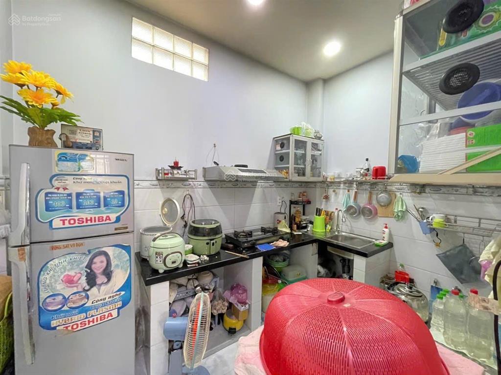Âu dương lân, phường 3, quận 8. hẻm ô tô, 4 tầng 4pn gấp giảm 4,99t