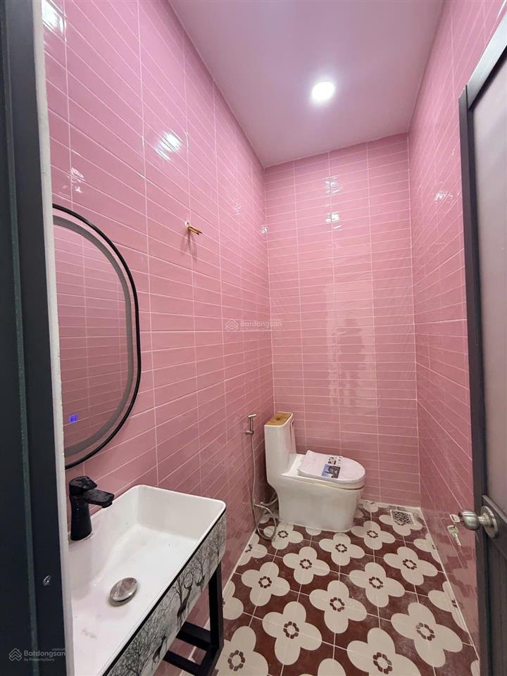 Ngay cầu vượt 3/2 cây gõ, về đhyd 5 phút, hẻm ô tô 5m, dt 51m2 (4.3x12m)
