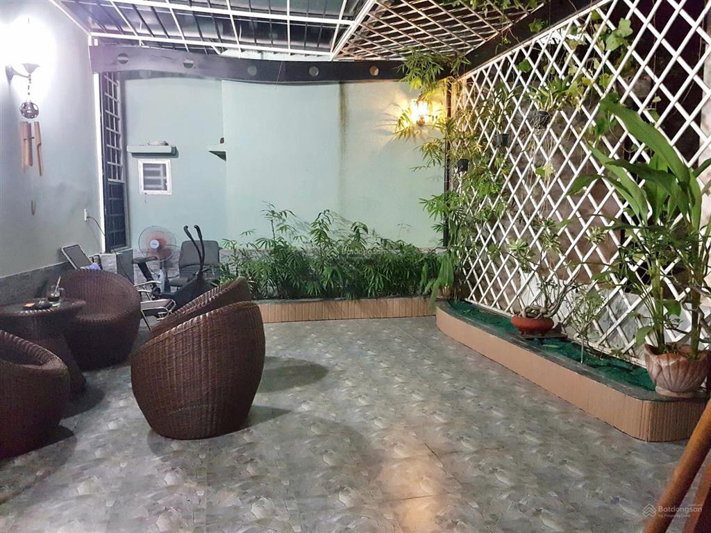 Thuê nhà nguyên căn hoặc cố nhà, dt 91m2 hẻm ô tô  âu dương lân p3 quận 8
