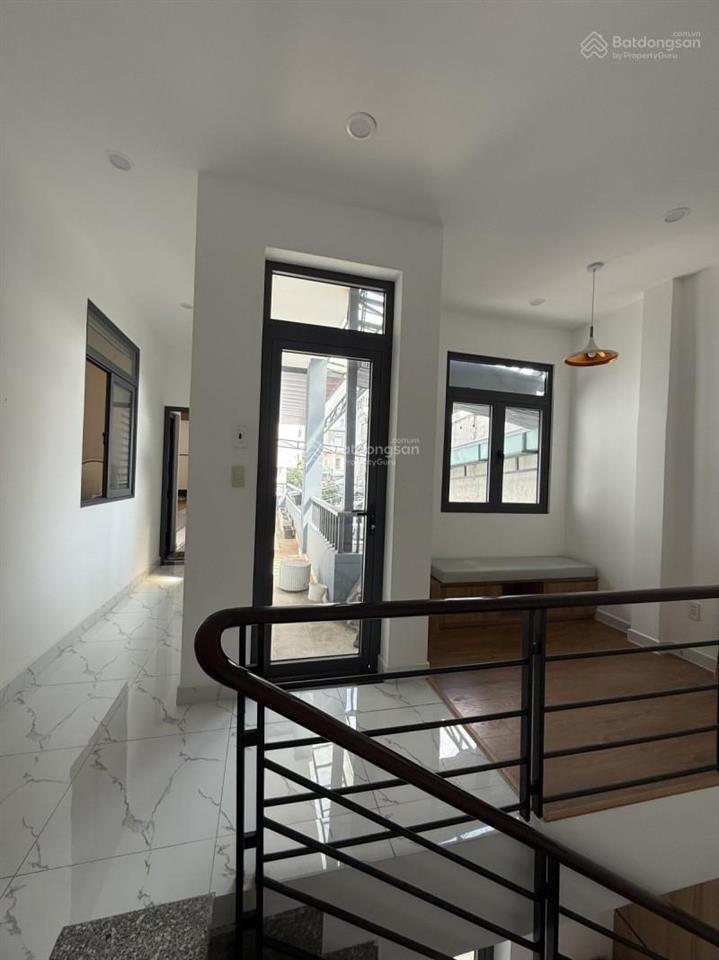 Cho thuê biệt thự mini, huỳnh tấn phát q7 dt 118m2 ngang 8.4m. giá 25tr/tháng.