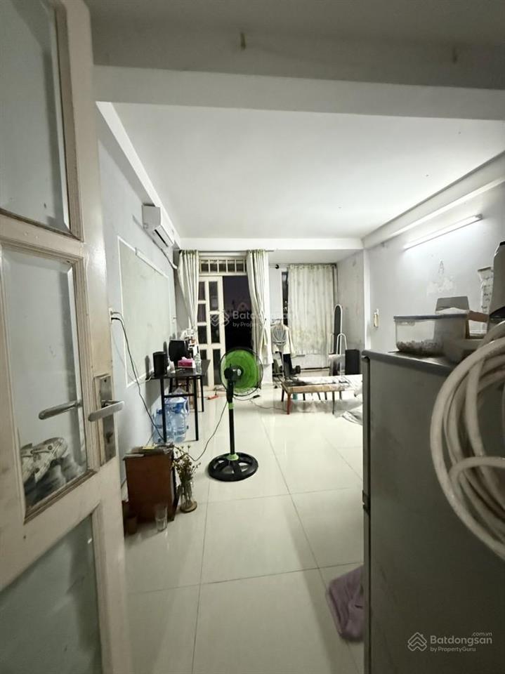 Mặt tiền tân phú dt 60m2 ngang 4m có lề, gấp bán định cư