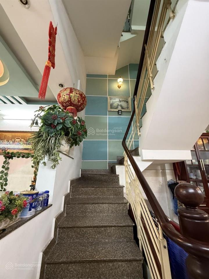 Mặt tiền tân phú dt 60m2 ngang 4m có lề, gấp bán định cư