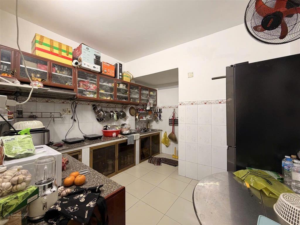 Hẻm 8m xe tải đậu cửa, âu dương lân quận 8 sát q5 q1, 49m2, cách 20m ra mt