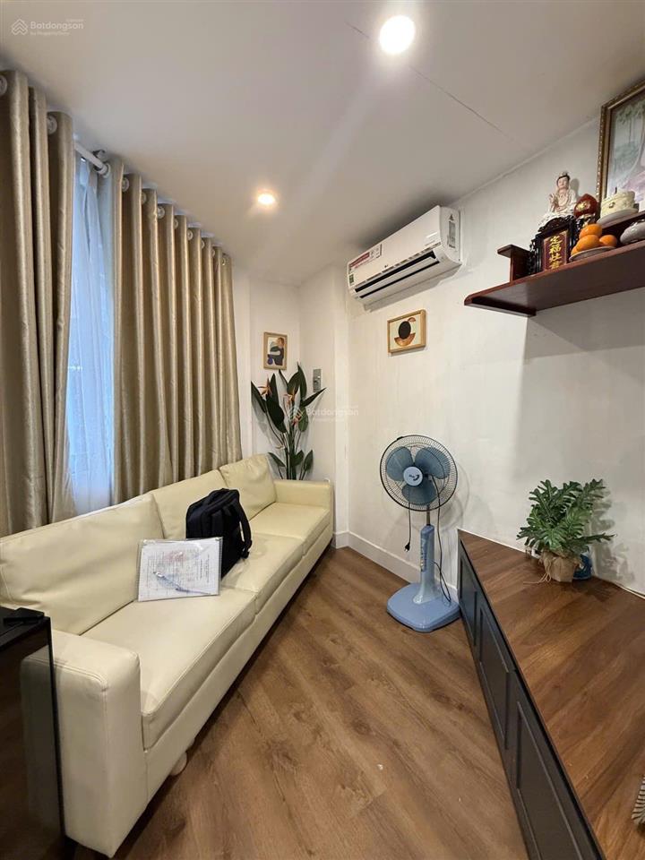 Giảm sâu 5.5t, hẻm xe hơi, ông ích khiêm quận 11, 40m2 4 tầng mới tinh.