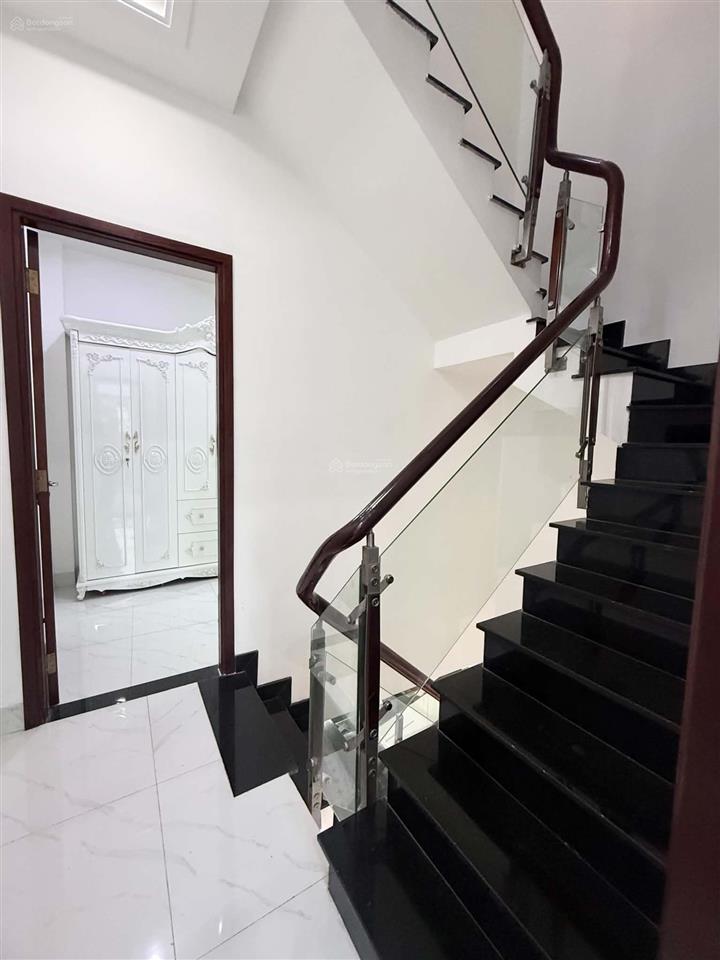 Hồng bàng cạnh quận 5, đh y dược, dt 44m2 4 tầng 4pn, tặng full nội thất