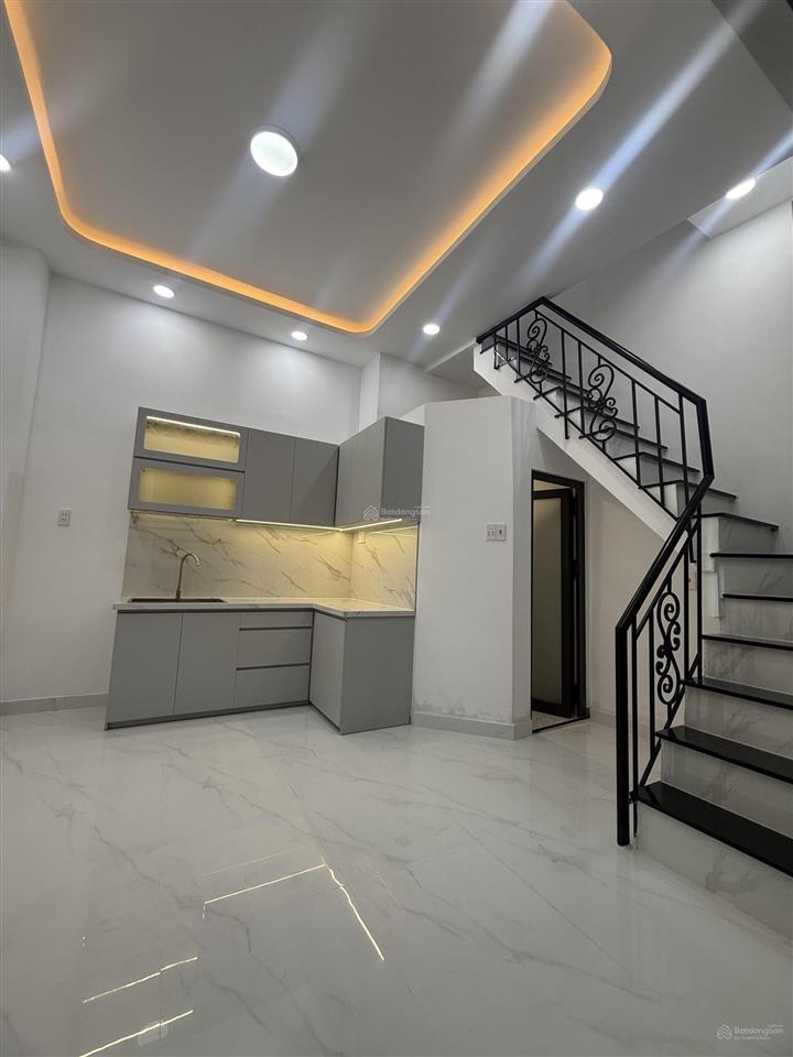 Chỉ 7.5tr/th. nhà nguyên căn 3 tầng ngay parc mall quận 8 sát q5q1