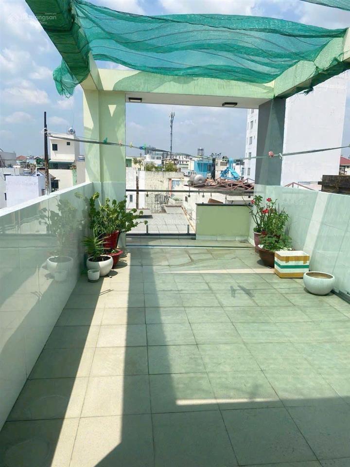 Hẻm 5m, ô tô 7 chỗ thông  hồng bàng giáp quận 5  4 tầng giá 6 đồng lẻ.