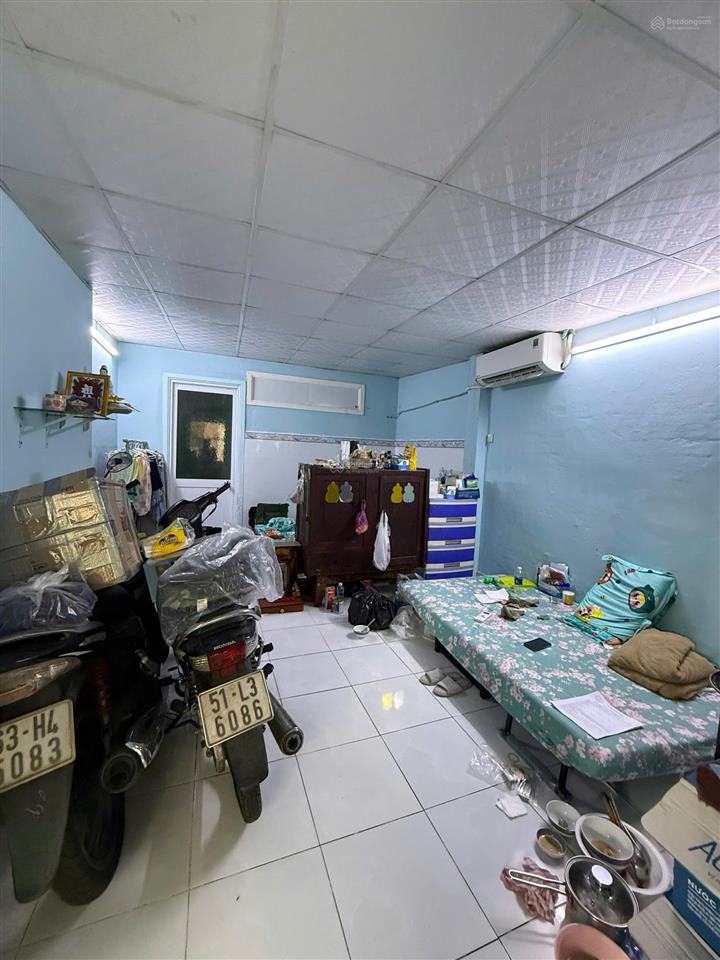 Chỉ 7 tỷ hơn giá đầu tư  giáp quận 5, dt 121m2 ngang gần 10m hẻm 5m ô tô 7 chỗ tới nhà