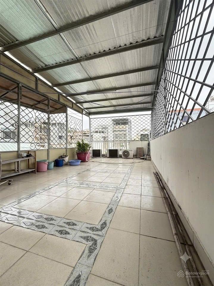 Lô góc ko lg, quận 11 hẻm 6m cách mt 1 căn  dt 48m2 ngang 4m