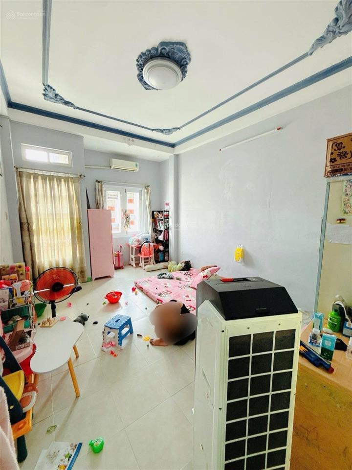 Dương bá trạc quận 8, hẻm 4m. dt 61m2 ngang 4.1m 4 tầng 5pn