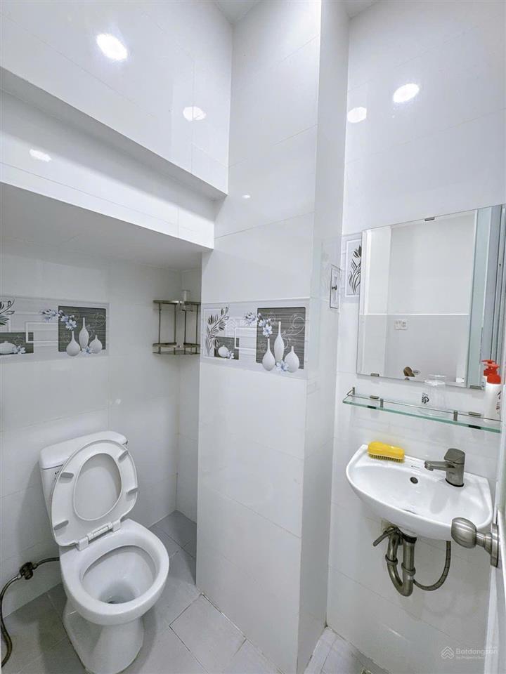 Chỉ 5 đồng lẻ quận 5 hồng bàng, gần thuận kiều plaza, 4 tầng cách mt 3 căn