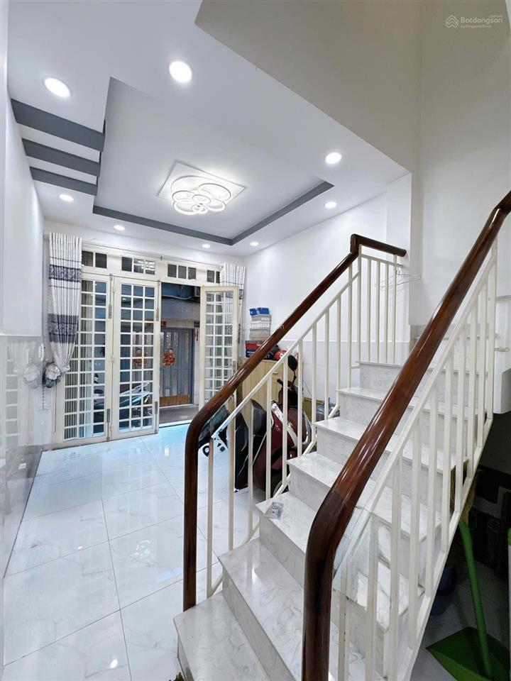 Chỉ 5 đồng lẻ quận 5 hồng bàng, gần thuận kiều plaza, 4 tầng cách mt 3 căn