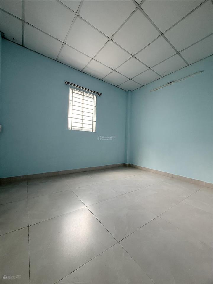Mặt tiền đường 10m, có lề 2.5m  47m2 giá 7.9 tỷ gần parc mall p4 quận 8