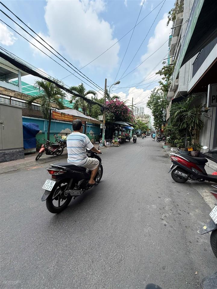 Mặt tiền kinh doanh quận 11 58m2 có lề giá chỉ hơn 7 tỷ là sở hữu.