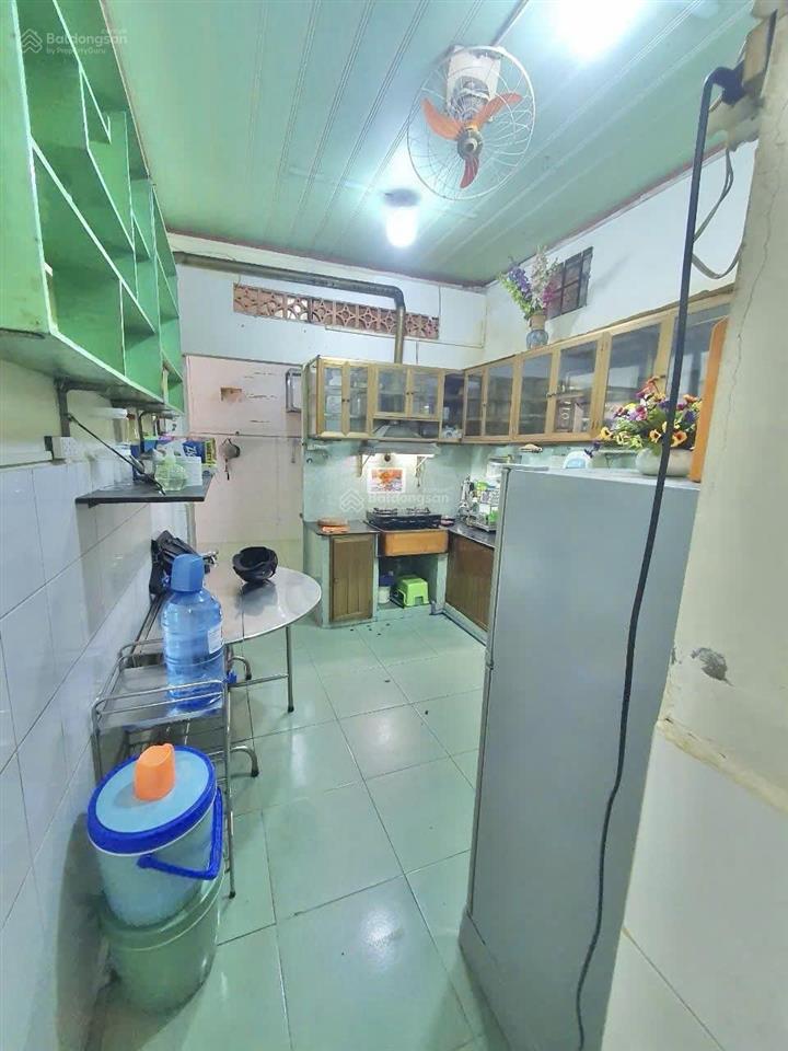 Chỉ 6 tỷ lẻ có ngay nhà nguyễn trãi quận 1, cách mt 1 căn, dt 42m2 5pn (có pn trệt)