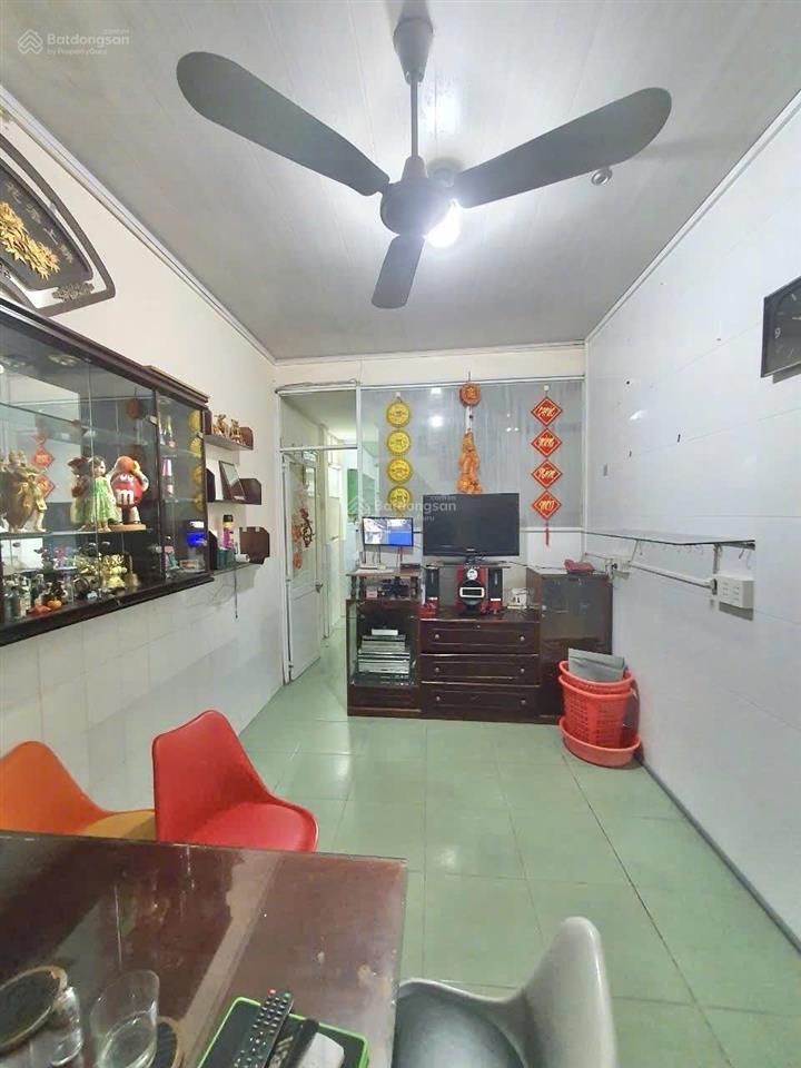 Chỉ 6 tỷ lẻ có ngay nhà nguyễn trãi quận 1, cách mt 1 căn, dt 42m2 5pn (có pn trệt)