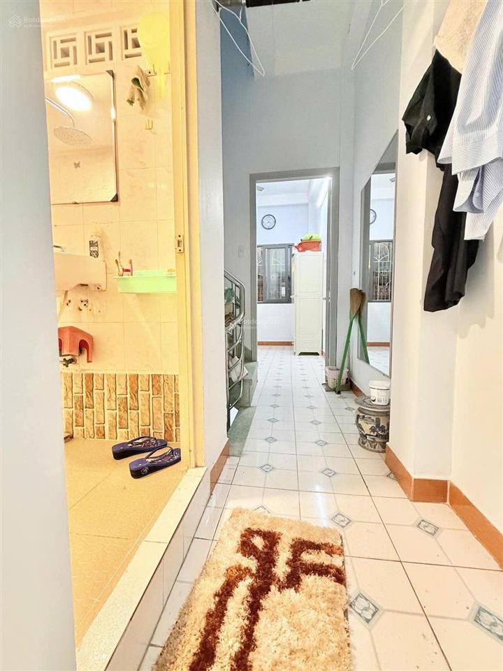 Cư xá nguyễn cảnh chân q1  giảm 20%, dt 45m2 (3.6x12.6).
