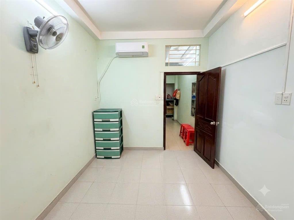 Chỉ 5 đồng xíu, nguyễn văn cừ quận 5, hẻm ô tô đỗ cửa, 4 tầng mới ở ngay.