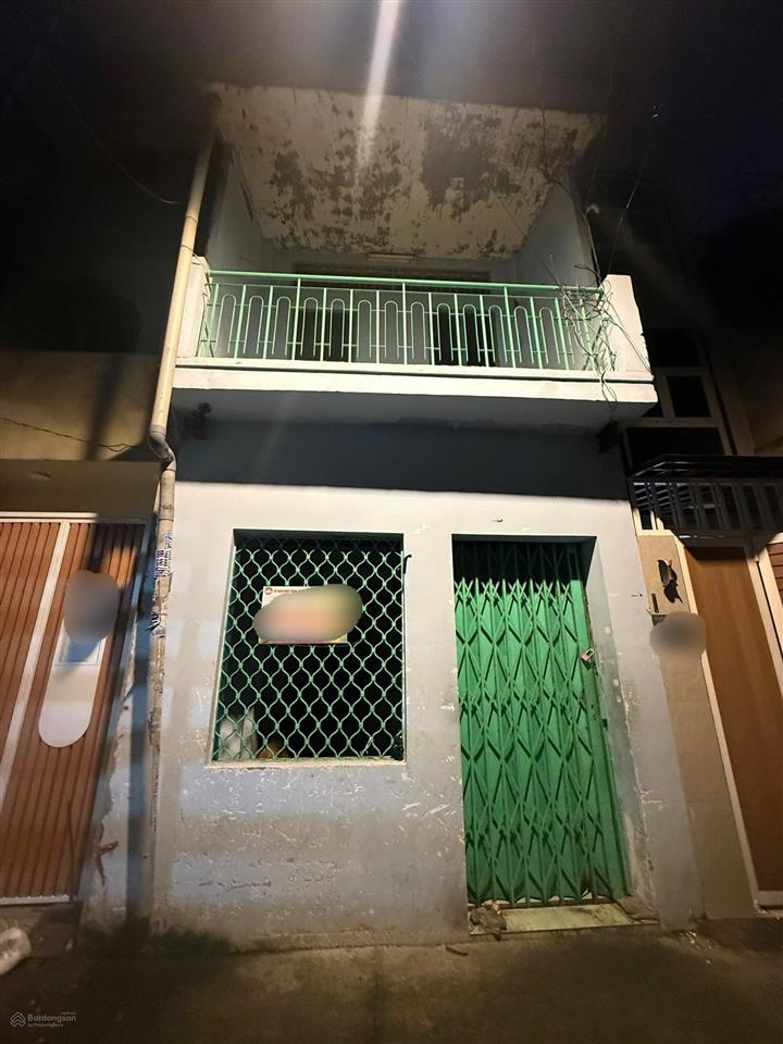 Quận 11 gần uỷ ban quận, hẻm 5m ô tô đỗ cửa, 42m2 ngang gần 4m. chỉ 5đ lẻ nhỏ