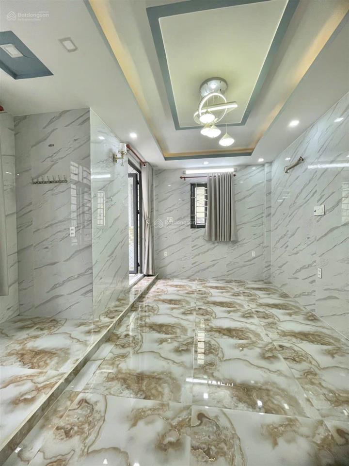 Lý thường kiệt, quận 10, hẻm 7m, nhà 5 tầng 3pn, 5 đồng lẻ nhỏ.