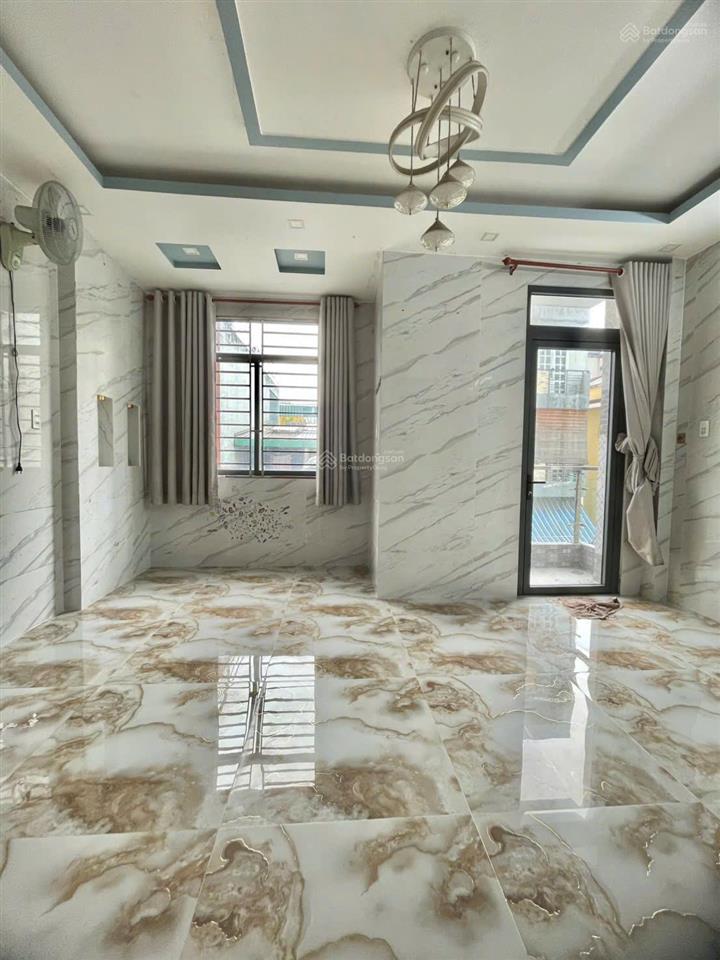 Lý thường kiệt, quận 10, hẻm 7m, nhà 5 tầng 3pn, 5 đồng lẻ nhỏ.
