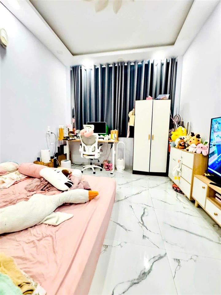Chỉ 4.08t  ngay cv hưng phú p9 quận 8  4 tầng mới 3pn, hẻm 4m, 50m ra mt