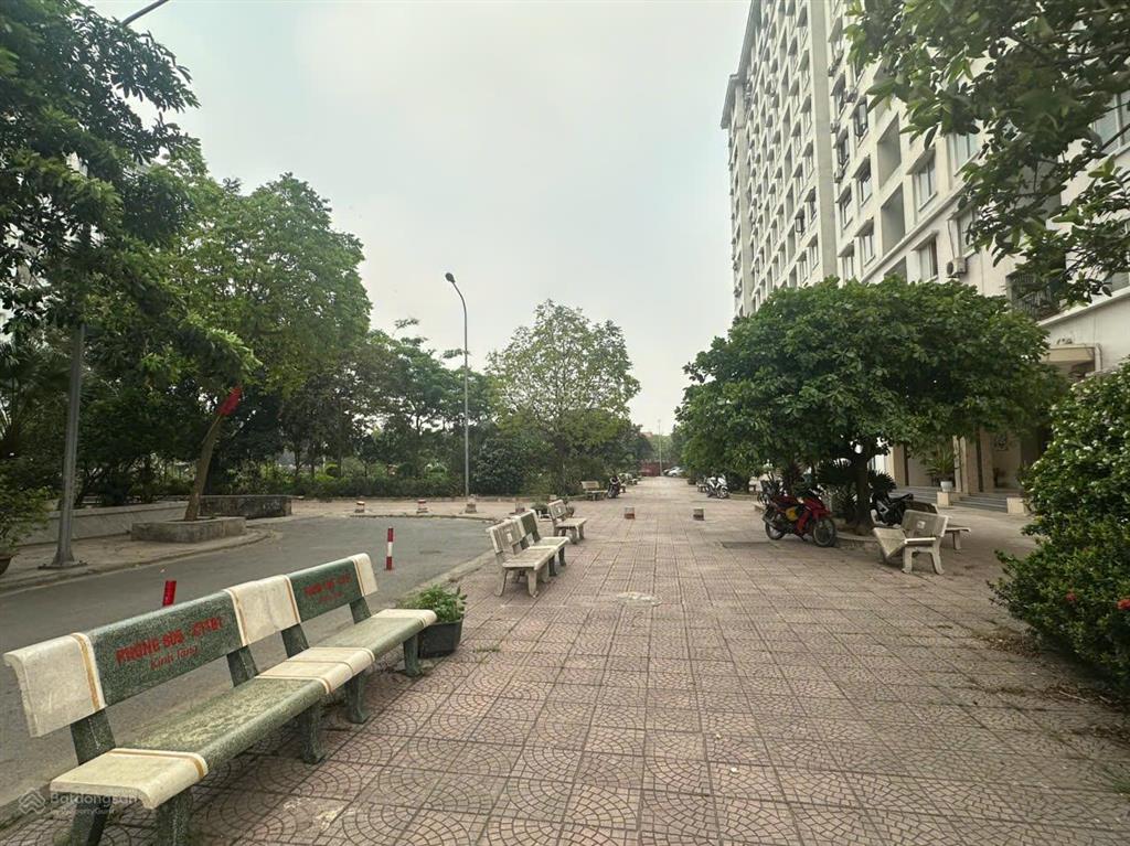 Căn hộ tp giao lưu, phạm văn đồng 58m2, 2pn, 4tỷ3 view hồ điều hòa, ở cực thích.  0962 113 ***