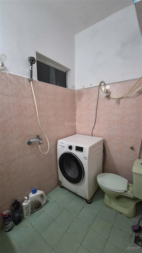 Bán nr tại giáp bát, 5,9 tỷ, 20m2, 3pn, 4wc, 5 tầng, mặt tiền 5.7m