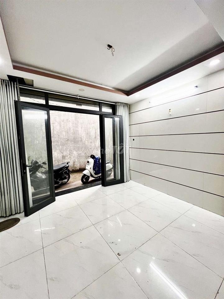 Ngay Tân Hòa Đông, Bình Tân giáp Quận 6. 3 tầng 34m² chỉ 4,2 ty.