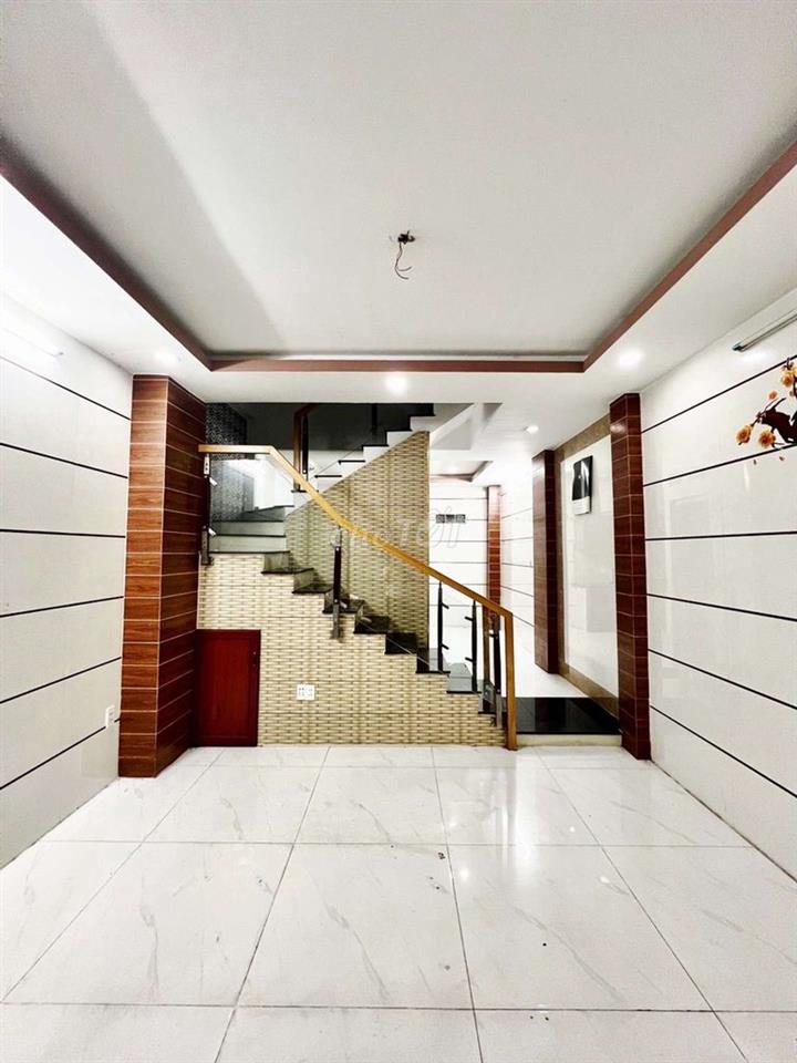 Ngay Tân Hòa Đông, Bình Tân giáp Quận 6. 3 tầng 34m² chỉ 4,2 ty.