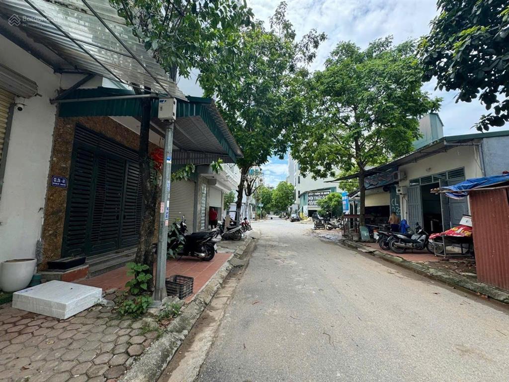 Bán nhà đại cát, p thượng cát, dt 55m oto vào tận nhà. giá 7.850 tỷ.  e hường 0936 670 ***