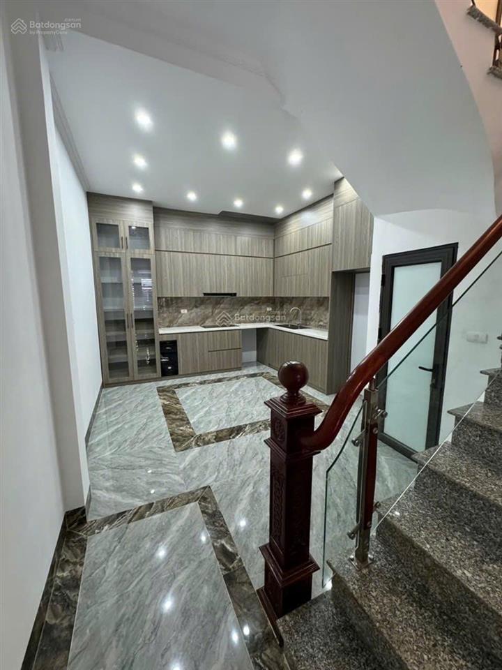 Bán nhà đại cát, p thượng cát, dt 55m oto vào tận nhà. giá 7.850 tỷ.  e hường 0936 670 ***