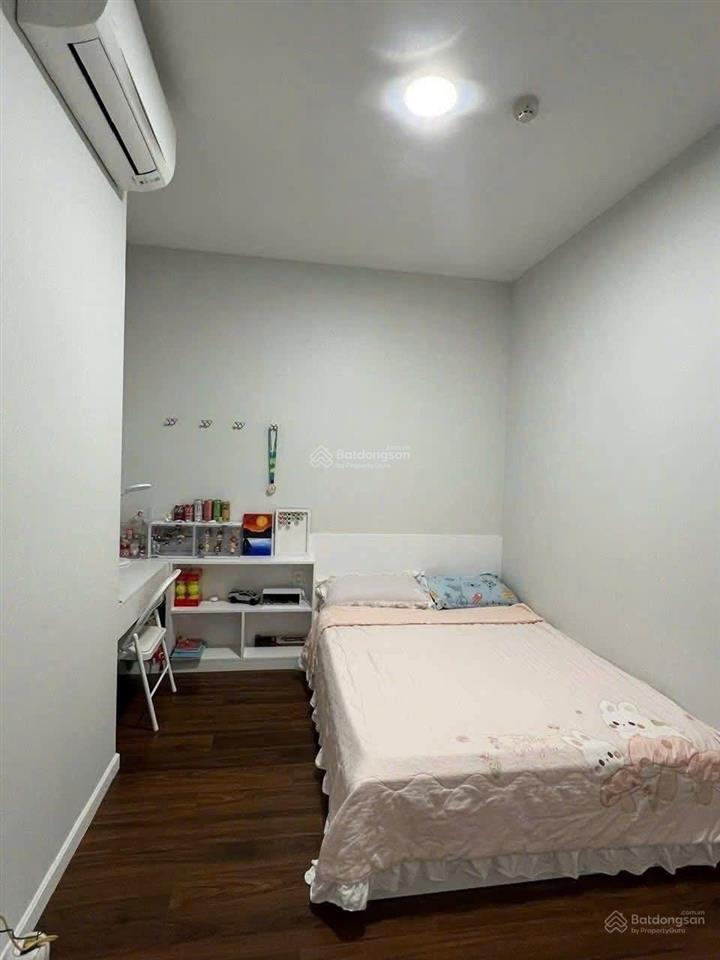 Chính chủ hạ giá sâu bán nhanh  cc thanh nhựt q8  2pn + 2wc  nội thất cơ bản  shr