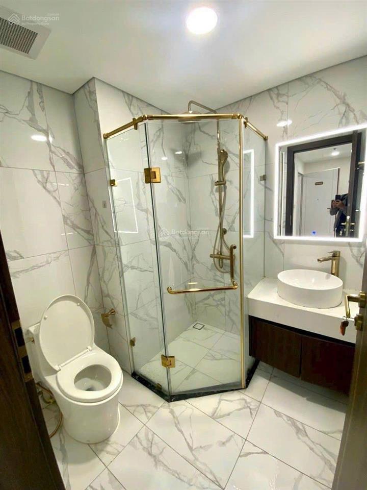 Chính chủ giảm sâu bán nhanh trong tháng rivera park  q10  2pn + 2wc  shr sang tên nhanh