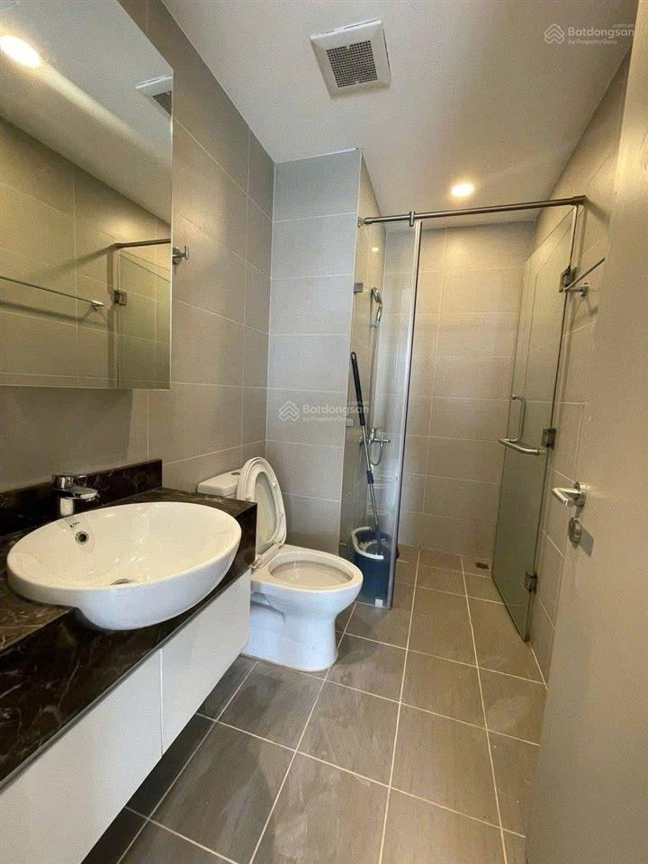 Him lam chợ lớn căn đẹp chính chủ bán lấy vốn! 76m2  giá 1ty960  2pn + 2wc  sổ riêng  tặng nt