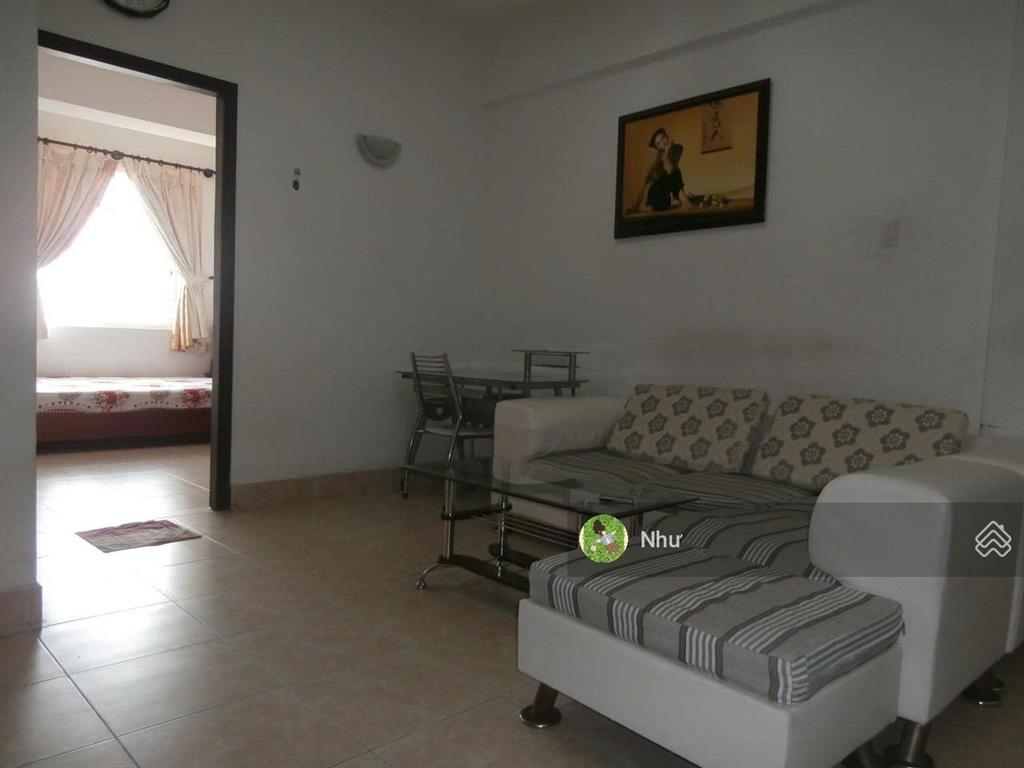 Chủ nhà hạ giá để bán nhanh cc nguyễn ngọc phương, dt 69m2  tầng trung  sổ hồng riêng