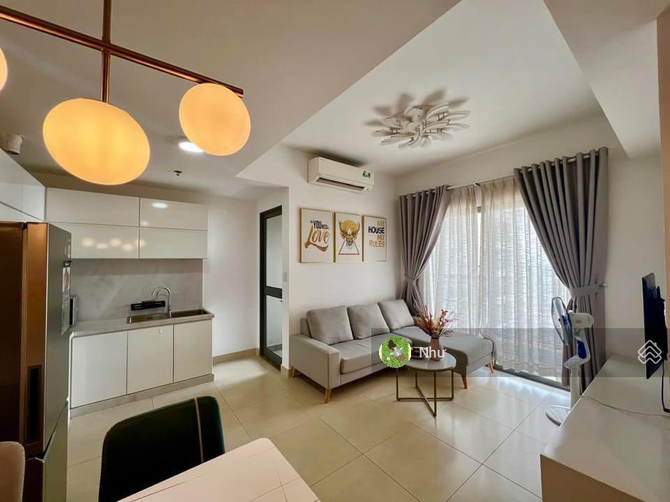 Chính chủ cần bán gấp căn hộ 2 phòng ngủ cc him lam q7, dt 76m2 kèm nội thất sổ riêng