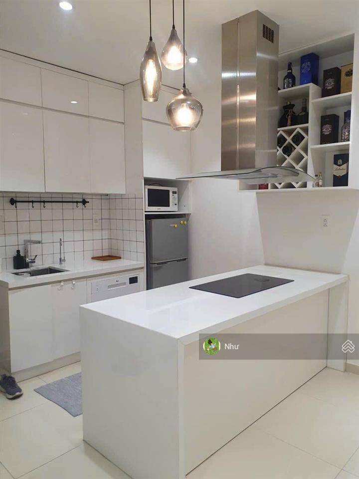 Chính chủ rao bán ch mone nam sg 67m2  gía 2,53 tỷ, sổ hồng riêng, tầng trung view hồ bơi nội khu
