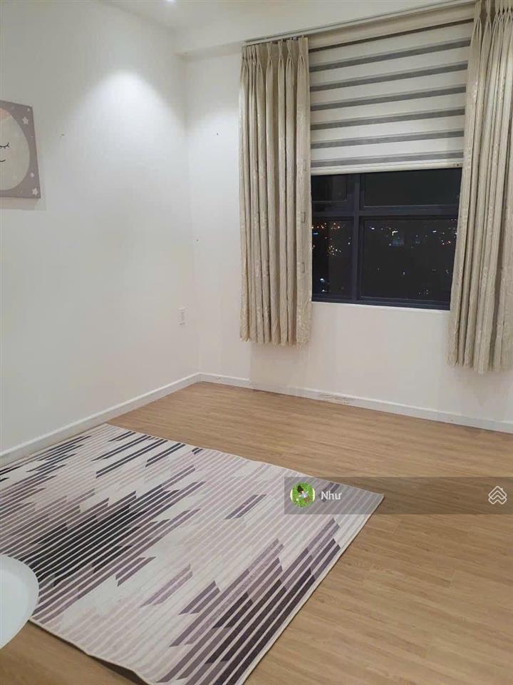 Chính chủ rao bán ch mone nam sg 67m2  gía 2,53 tỷ, sổ hồng riêng, tầng trung view hồ bơi nội khu
