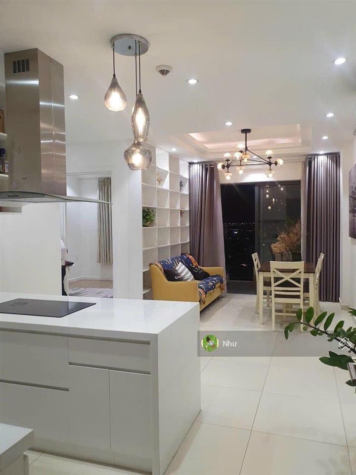 Chính chủ rao bán ch mone nam sg 67m2  gía 2,53 tỷ, sổ hồng riêng, tầng trung view hồ bơi nội khu