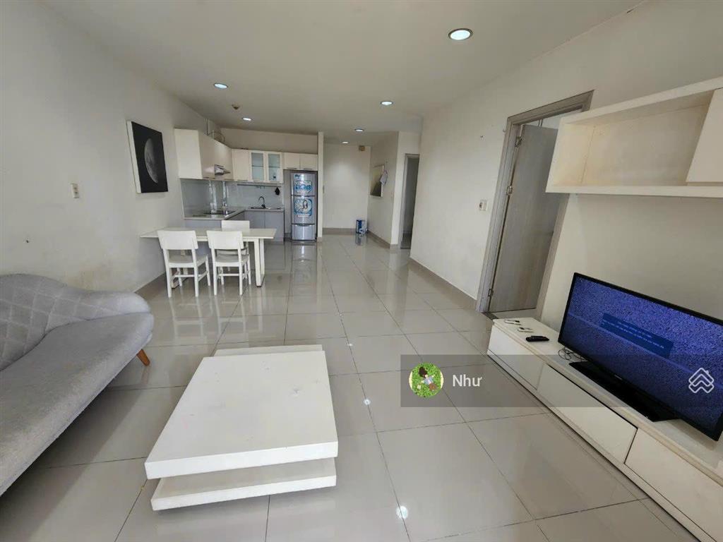 Không ở nữa nên bán ch sky garden 3, quận 7, dt 75m2 2pn 2wc giá 2,58 tỷ view nội khu