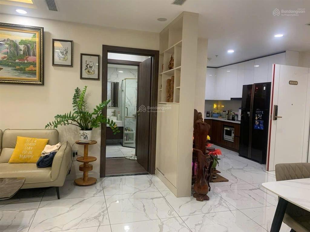 Chính chủ gửi bán, ch ehome s phú hữu, dt68m2, 2pn + 2wc, nội thất cơ bản  có sổ hồng